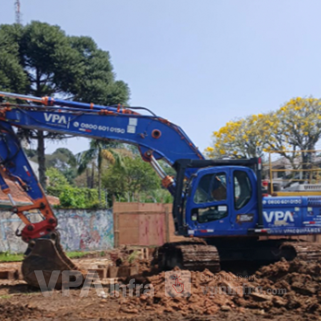 Contenção para instalação de tubulação com 3m de diâmetro em área urbana - Curitiba/PR