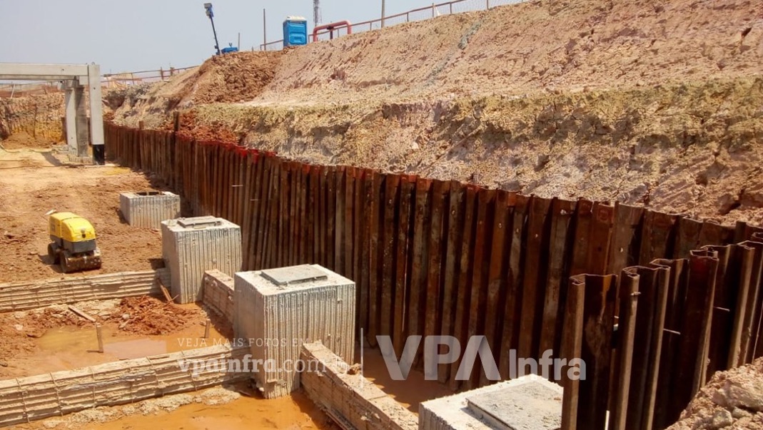 Estaca Prancha Metálica - foto 15 de escoramento e contenção
